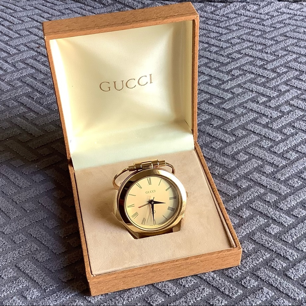 Beautiful GUCCI desk or travel watch with box 🌟🌟 - Picture 7 of 9